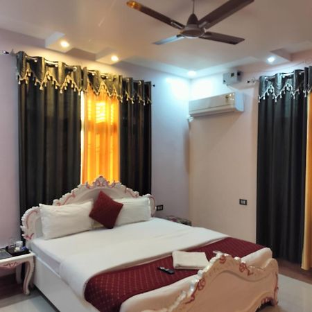 Shree Nanda Guest House バラナシ エクステリア 写真