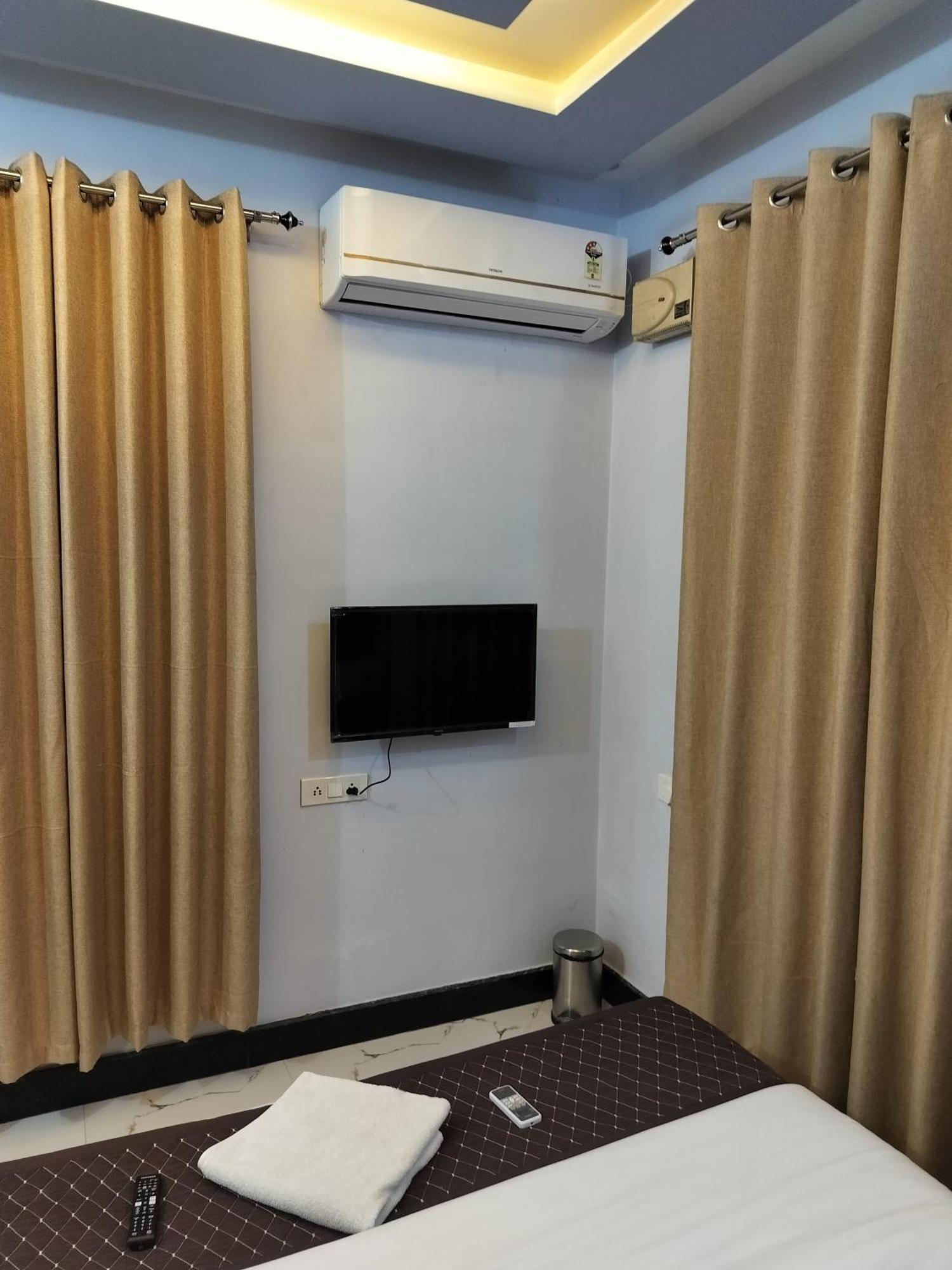 Shree Nanda Guest House バラナシ エクステリア 写真
